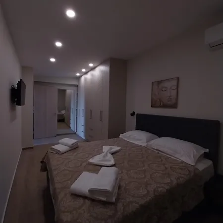 Etherial Comfy House 1 Apartment Kalamata